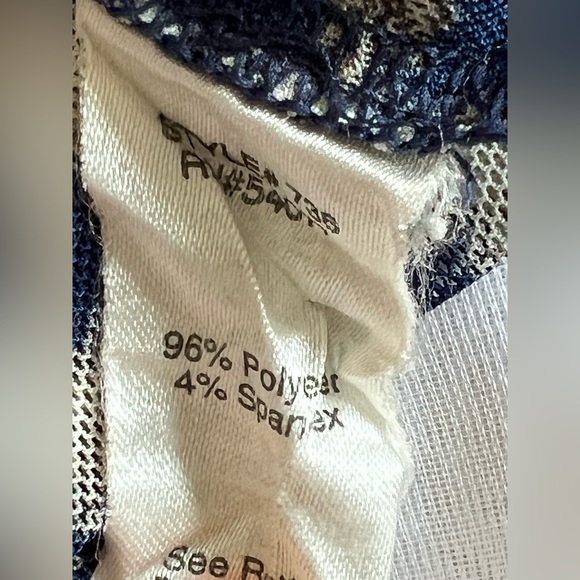 CAbi Blouse Womens size Medium Button Up Sheer Long Sleeve Plaid Career - Picture 9 of 10